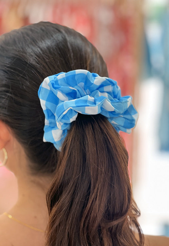 GINGHAM BREEZE SCRUNCHIE